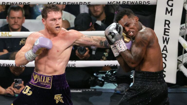 Canelo Alvarez, Jaime Munguia Finalizing May 4 Fight