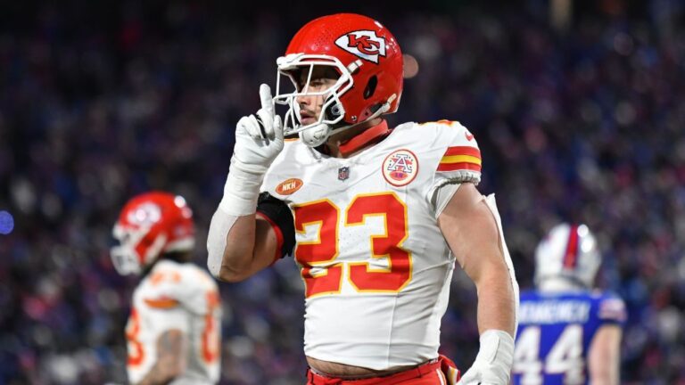 Chiefs, Drue Tranquill agree to three-year deal