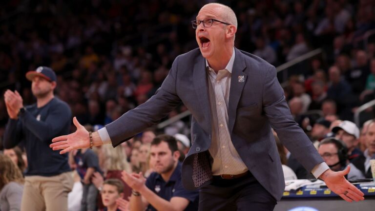 Dan Hurley Receives Technical Foul Due to Fan