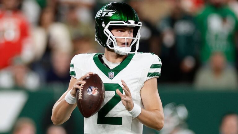 Jets Owner Woody Johnson: “If we don’t trade him, we’re going to keep him”