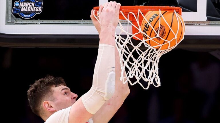 Elite 8 NCAA Tournament Betting Picks
