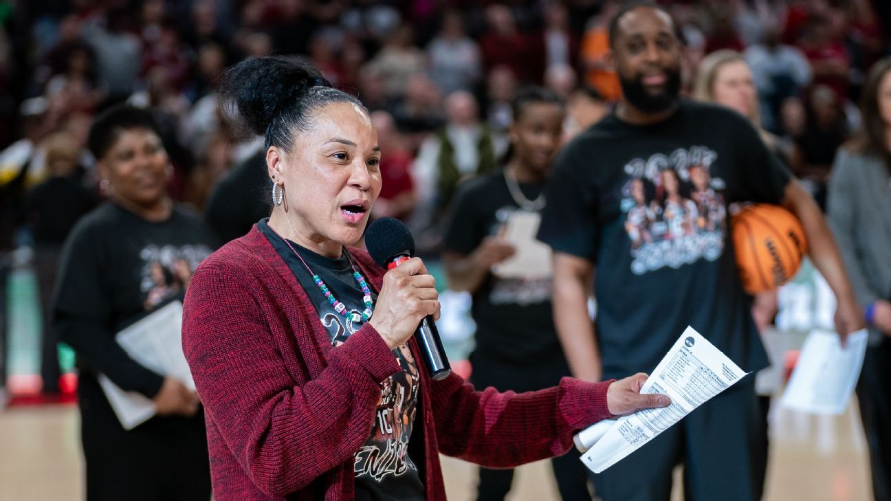 Dawn Staley worried about South Carolina Gamecocks