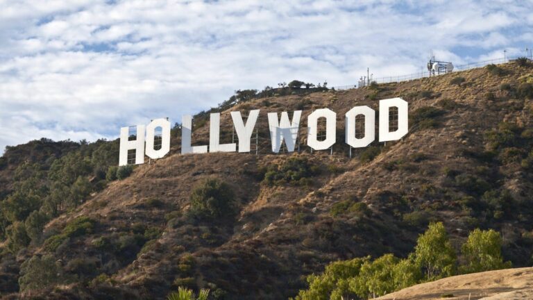 OpenAI Courts Hollywood Executives for Sora