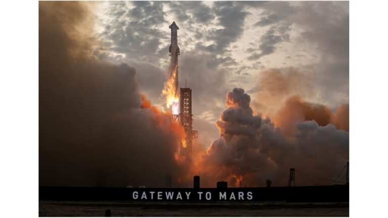 SpaceX Must Overcome Regulatory Hurdle for Starship Expansion