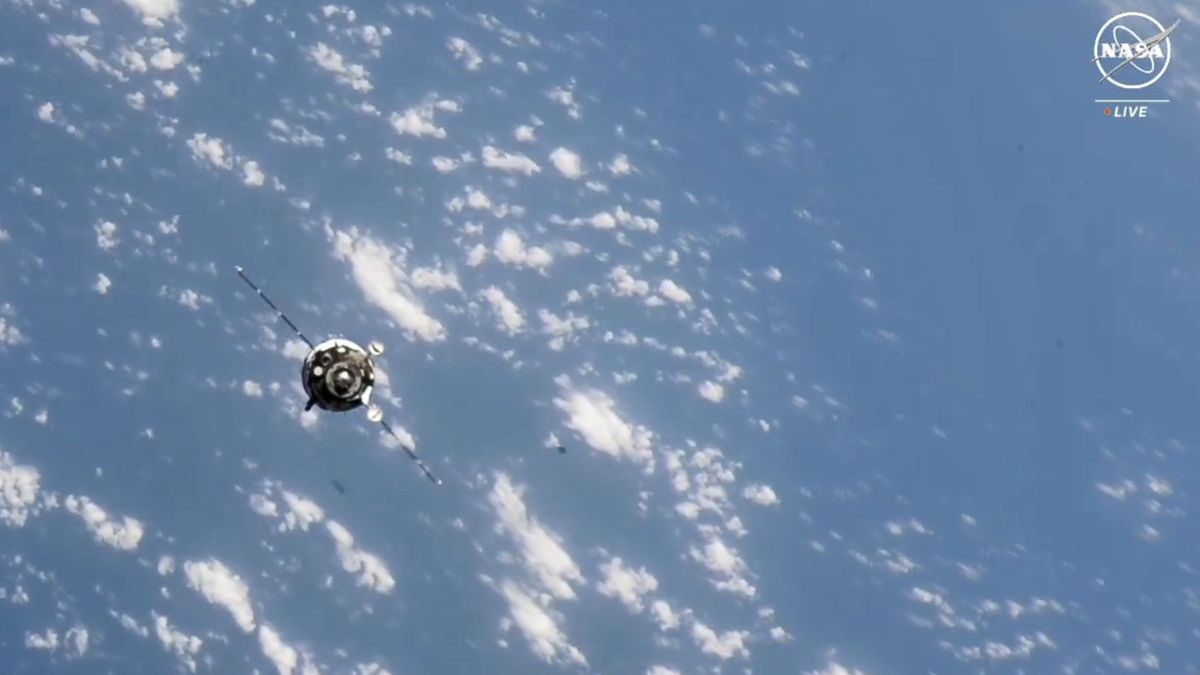 Spaceflyers Arrive at ISS After Two-Day Orbital Chase