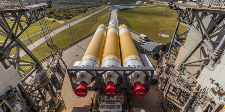 Final launch of Delta IV Heavy rocket, fueled by liquid hydrogen.