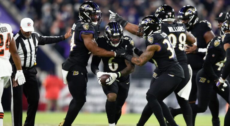 Steelers sign Patrick Queen to bolster linebacker corps