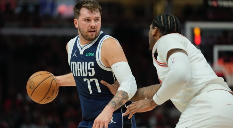 Suns top Cavs with Durant’s help