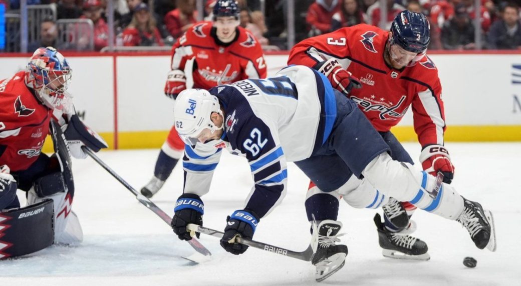 Ovechkin scores twice as Capitals beat Jets 3-0