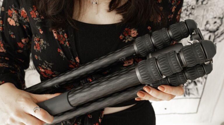 Benro Rhino: Lightweight Carbon Fiber Travel Tripod