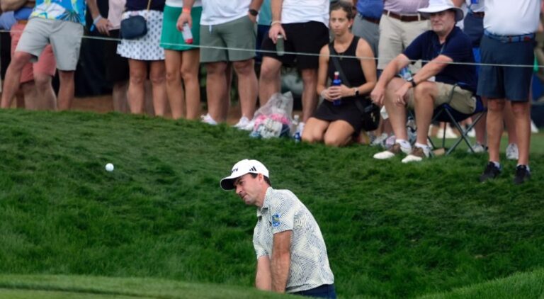 Schauffele leads Clark by one entering final round