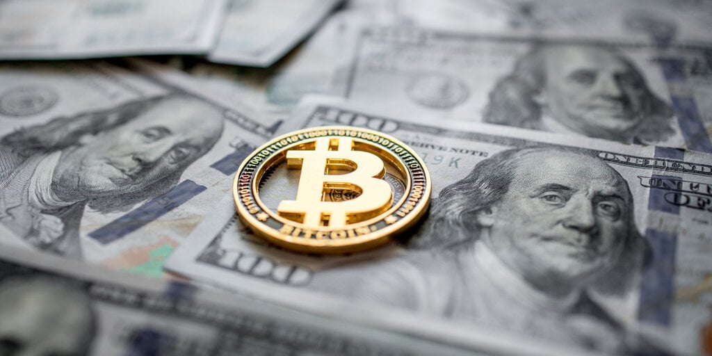 Bitcoin price predicts $150K on ETF inflows.