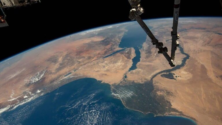 Satellite Operators Step Up to Reroute Traffic