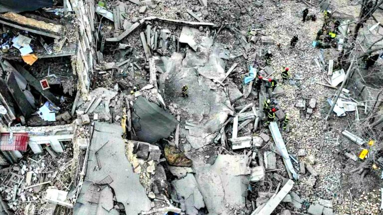 Russian Hypersonic Missile Attack Targets Kiev Again