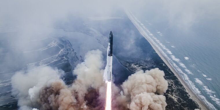 Rocket Report: SpaceX Starship flies high