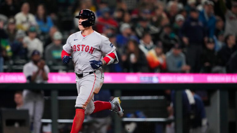 Tyler O’Neill Sets MLB Record with Opening Day Homer