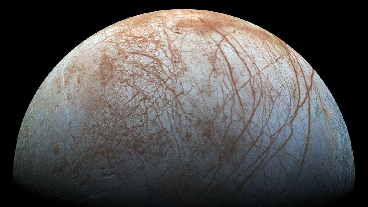 NASA Experiment Suggests Europa Ice Grain Could Reveal Alien Life