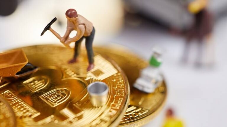 Bitcoin Halving Event Impact on Miners