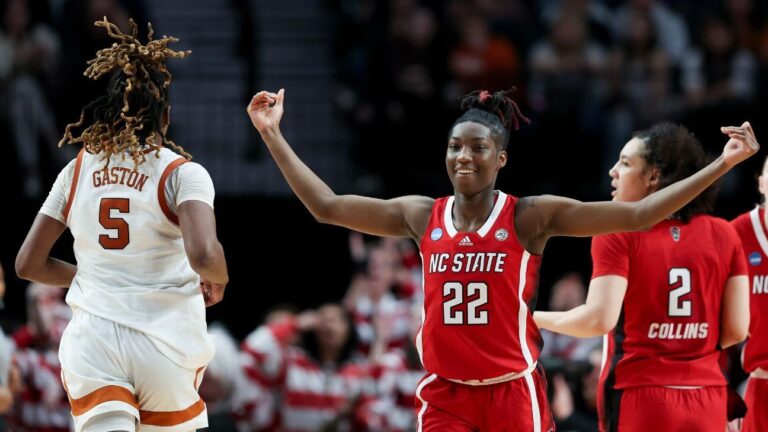 South Carolina Advances to Final Four