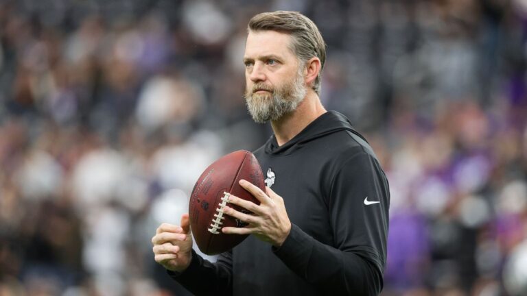 Minnesota Vikings suspend OC Phillips for 3 weeks.