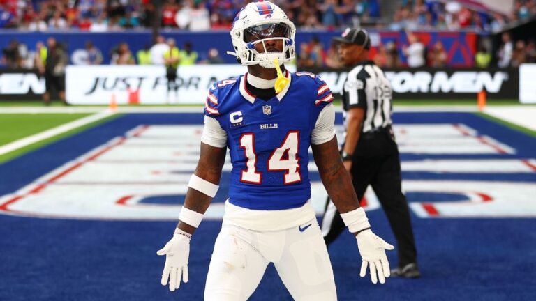 Buffalo Bills trade Stefon Diggs to Houston Texans