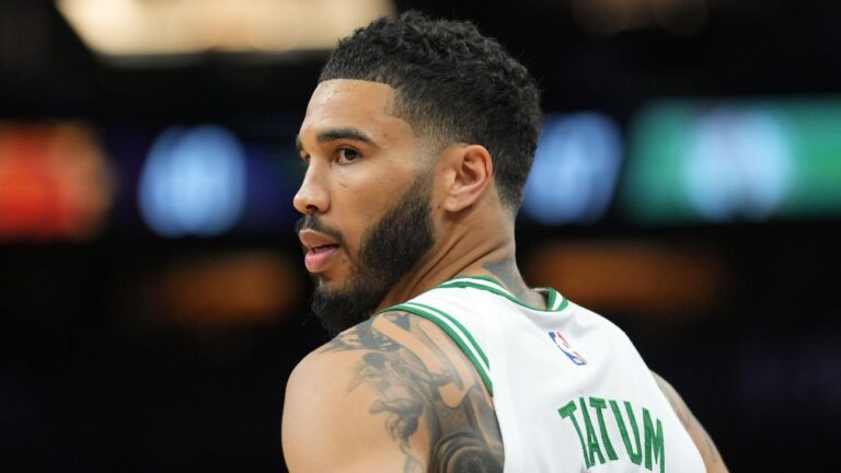 NBA Playoffs Futures: East & West Favorites