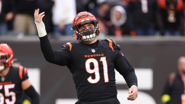Bengals DE Trey Hendrickson requests trade due to contract.