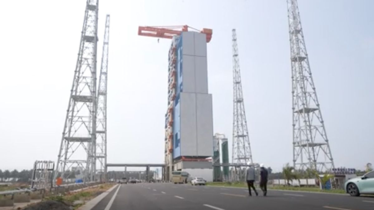 China advances new commercial launch pads in Hainan