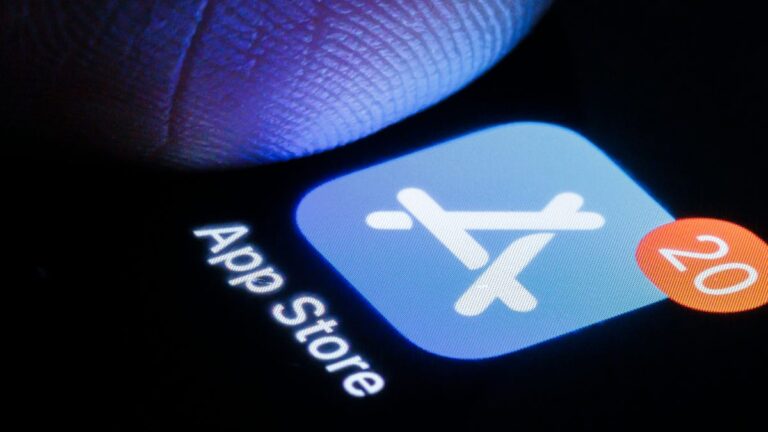 Apple and Google Remove Deepfake Nude Apps