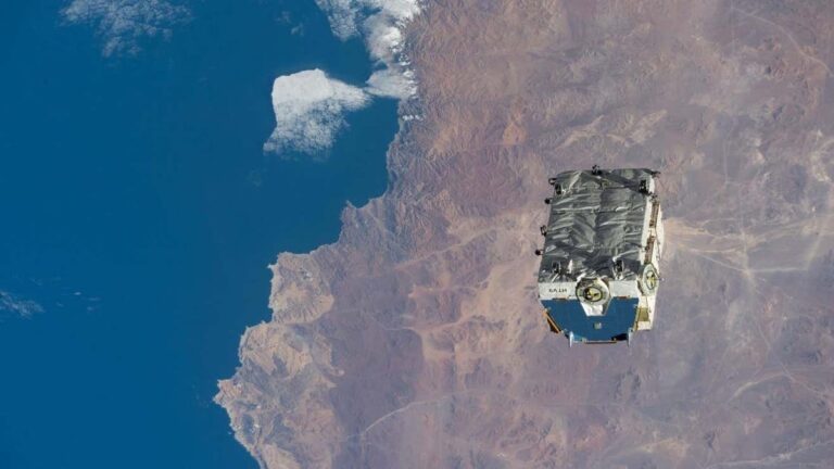 US Family’s House Struck by Object from Space