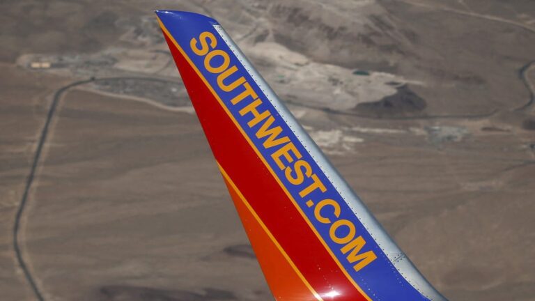 Boeing Plane Loses Engine Cowling on Takeoff