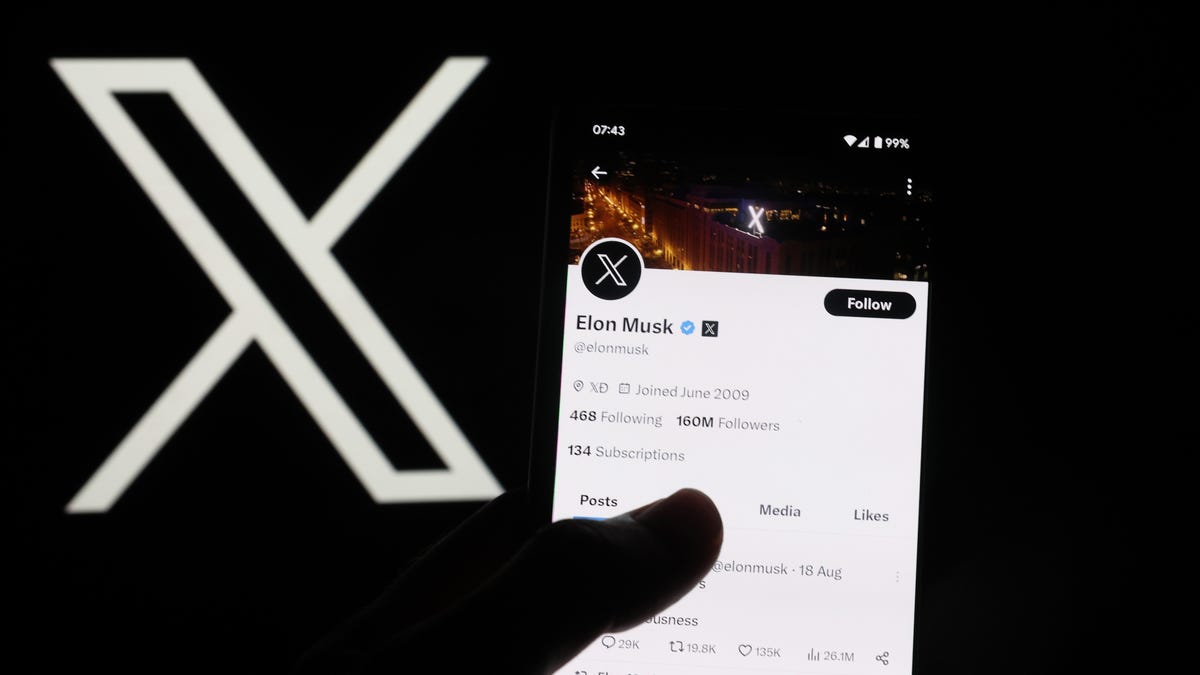 Elon Musk’s X Changes Twitter.com to X.com