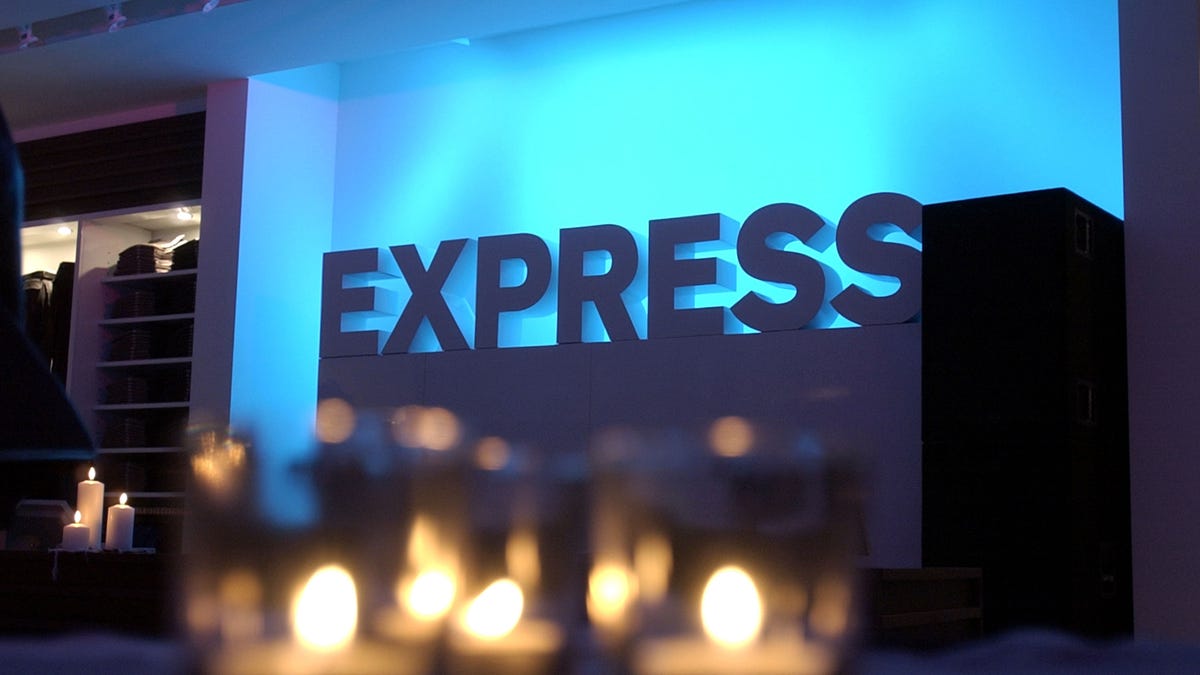 Express Files for Chapter 11 Bankruptcy, Plans Store Closures