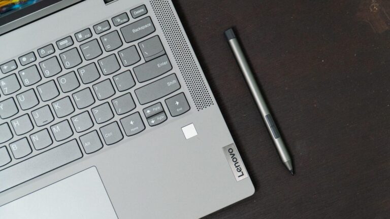 Unfixable bug in Intel and Lenovo firmware poses security risk