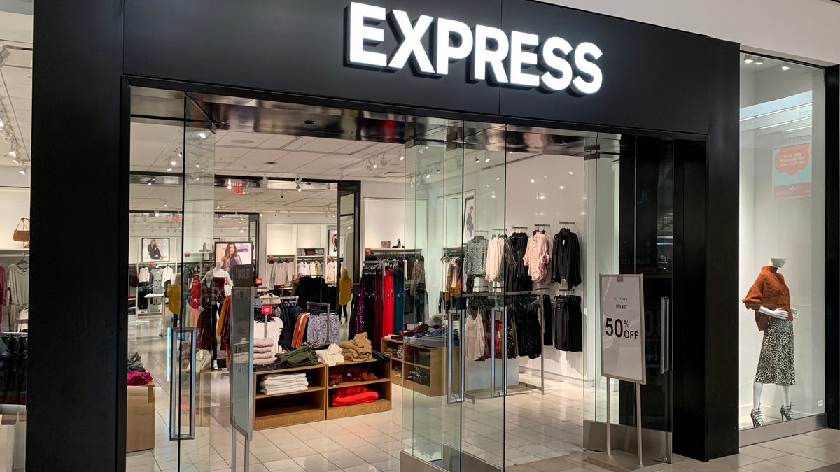 Express Retail Chain Faces Bankruptcy
