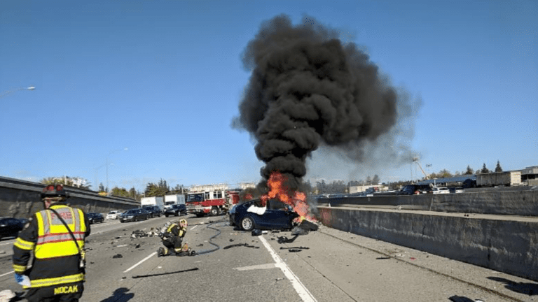 Tesla Settles Lawsuit Over Fatal Autopilot Crash