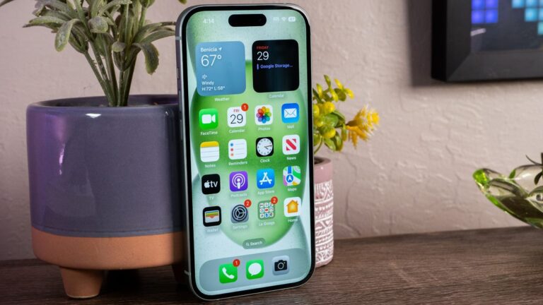 Apple Eases Policy on Used Parts for iPhone Repairs