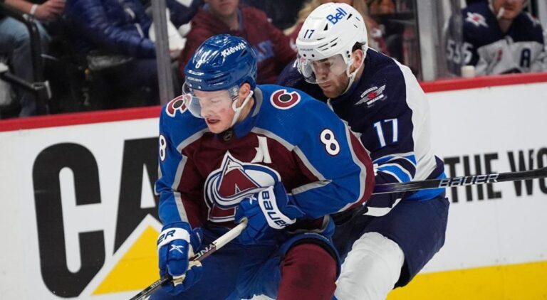 Valeri Nichushkin Leads Avalanche to 5-1 Victory