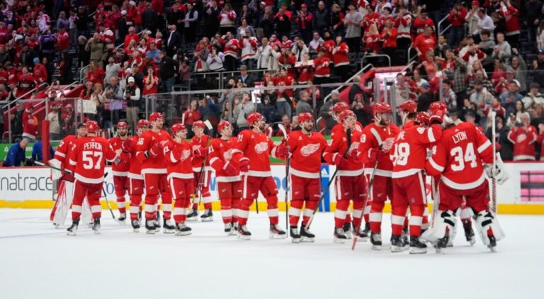 ST. LOUIS STUNS ANAHEIM IN SHOOTOUT