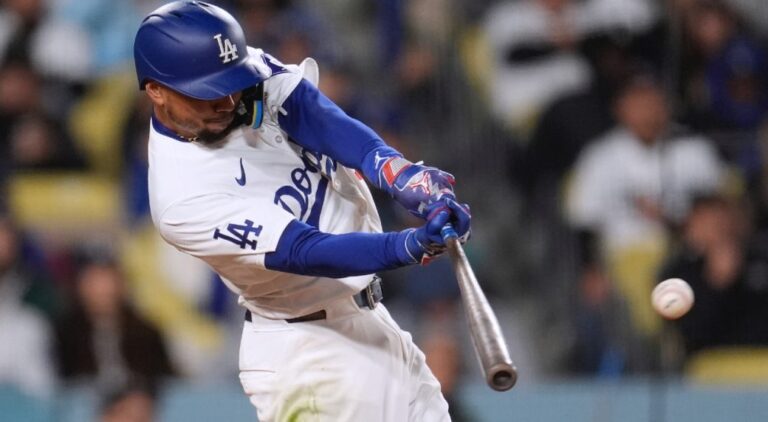 Mookie Betts Reunites with Mentor at Rogers Centre