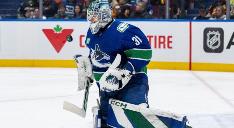 Latvian hero Silovs shines in Canucks’ win