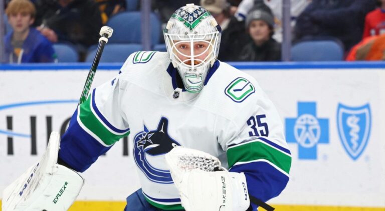Canucks Goalie Demko Nearing Return from Knee Injury