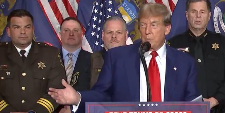 Trump struggles at campaign event, rants about $175M bond.