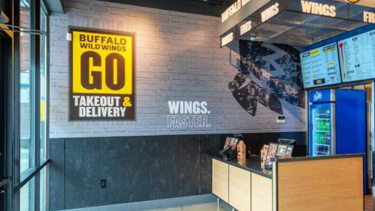 Buffalo Wild Wings to Open 50 Go Locations