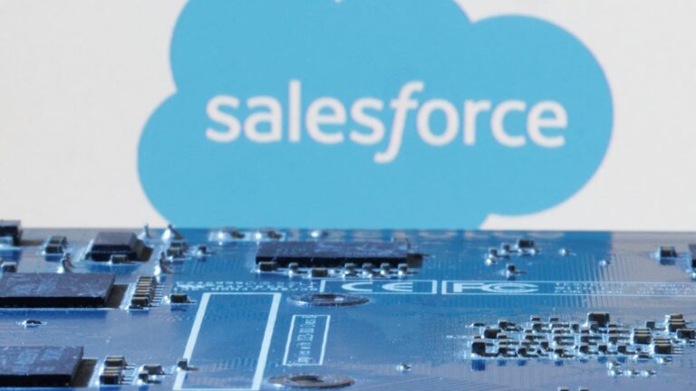 Salesforce in Talks to Acquire Informatica