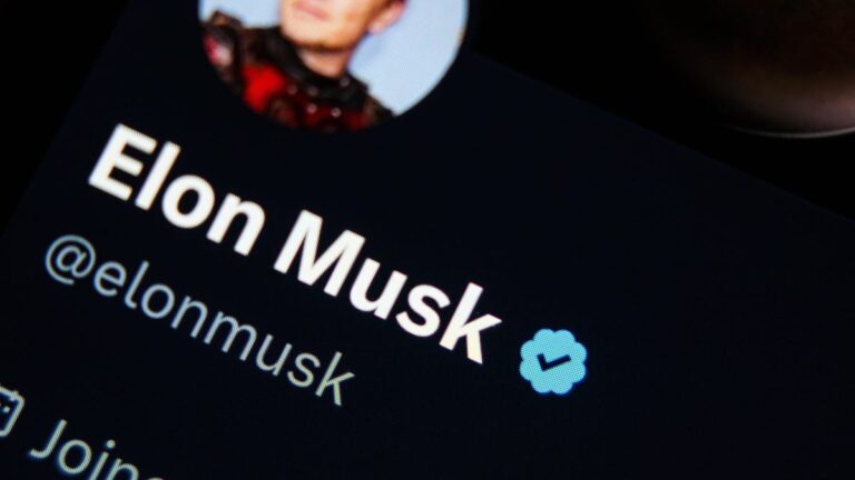 Elon Musk Ends Ability to Hide Checkmarks