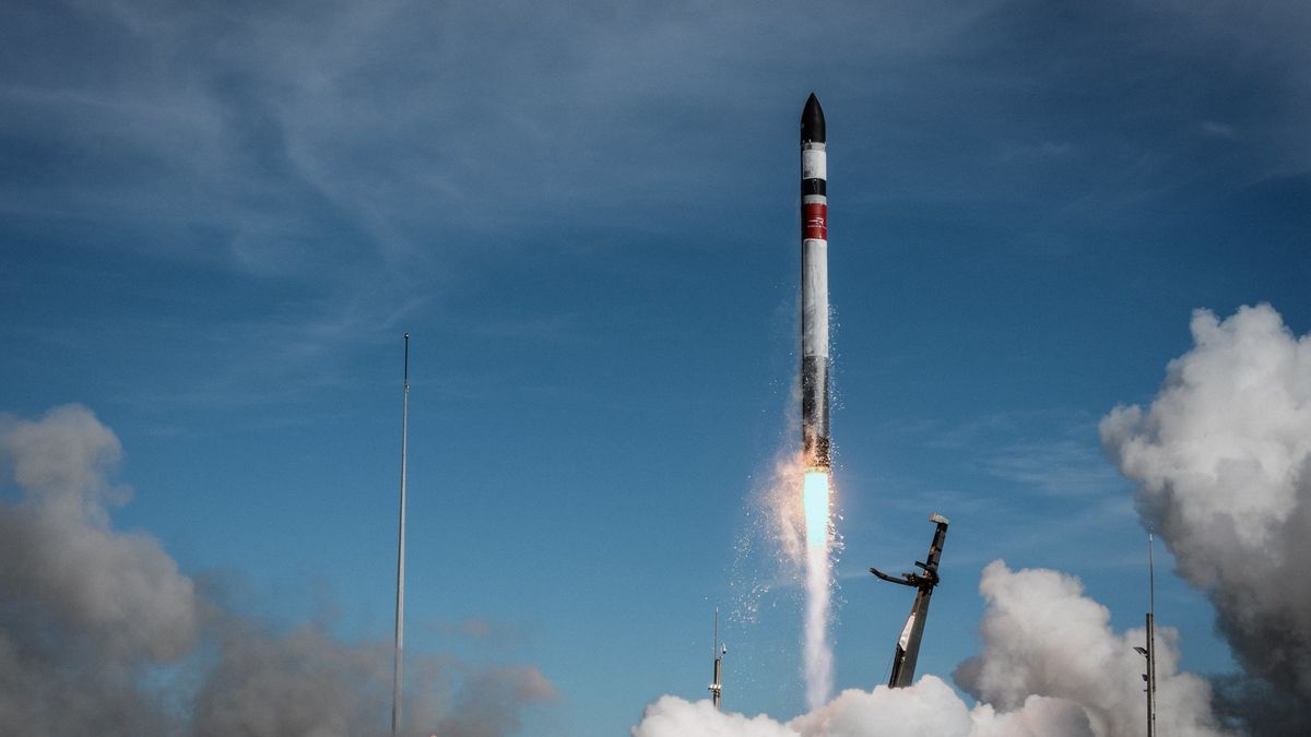 Rocket Lab awarded $32M contract for TacRS mission.