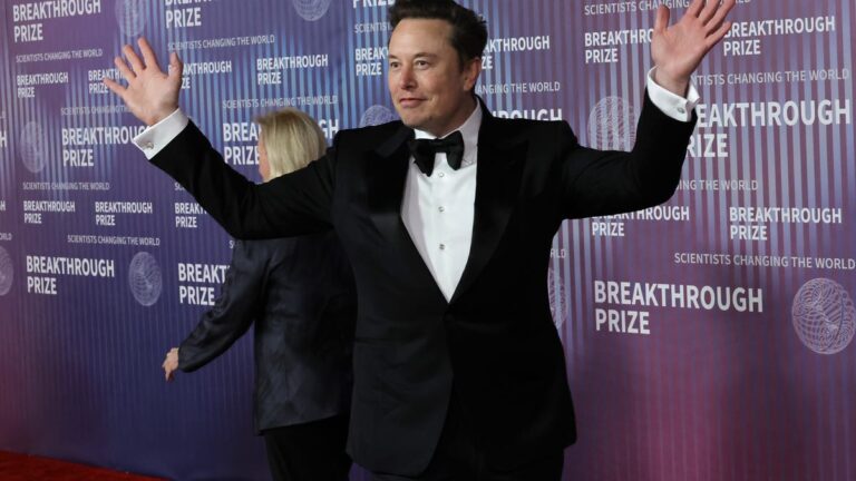 Tesla layoffs tank stock, low demand confirmed.