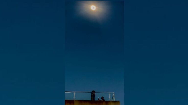 Perfect Proposal: Total Solar Eclipse 2024 in Bloomington