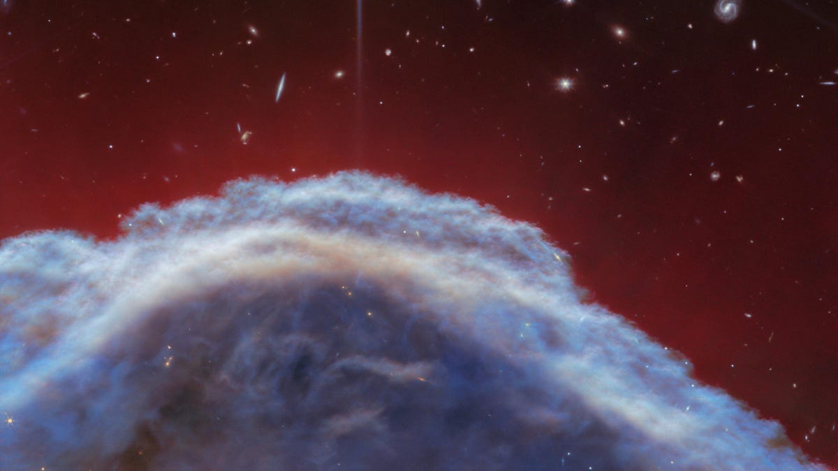 Webb Telescope Reveals Stunning Horsehead Nebula Structures